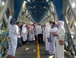 Melihat Ritual ‘Adan Vitu’ di Jembatan Cirahong, Simbol Kolaborasi Warisan Dunia
