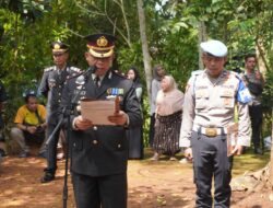 Tangis Haru Iringi Pemakaman Kedinasan BRIPKA Ricky Arisca Putra, Polres Ciamis Beri Penghormatan Terakhir