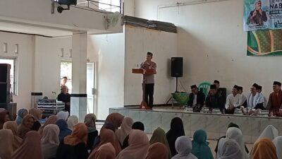 Kapolres Ciamis Ajak Warga Cikoneng Bijak Bermedia Sosial Di Maulid Nabi Muhammad SAW