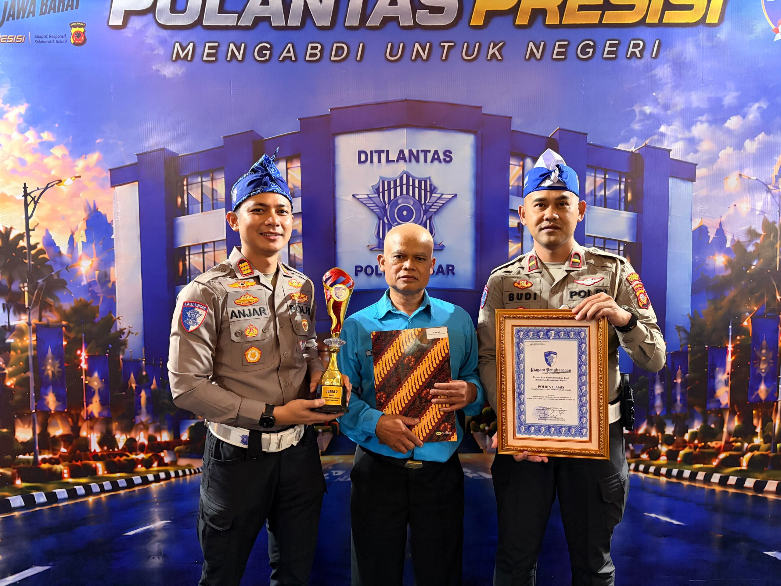 Foto: Kasat Lantas Polres Ciamis AKP ANJAR MAULANA S.T.K.,S.I.K.,M.Si (Kanan)