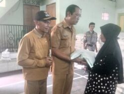 674 KPM Kamulyan Terima Bantuan Beras 30 Kilogram